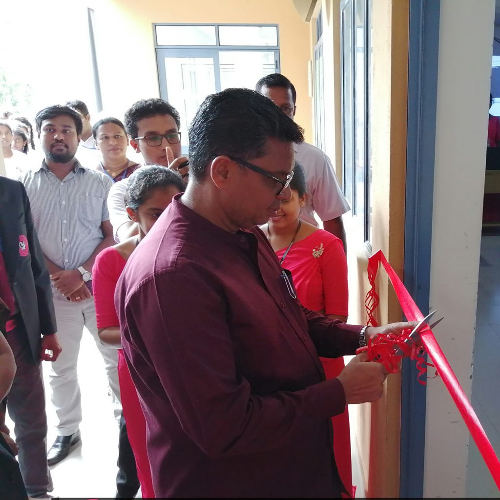 73364152_143805953648055_2014555277772193792_n