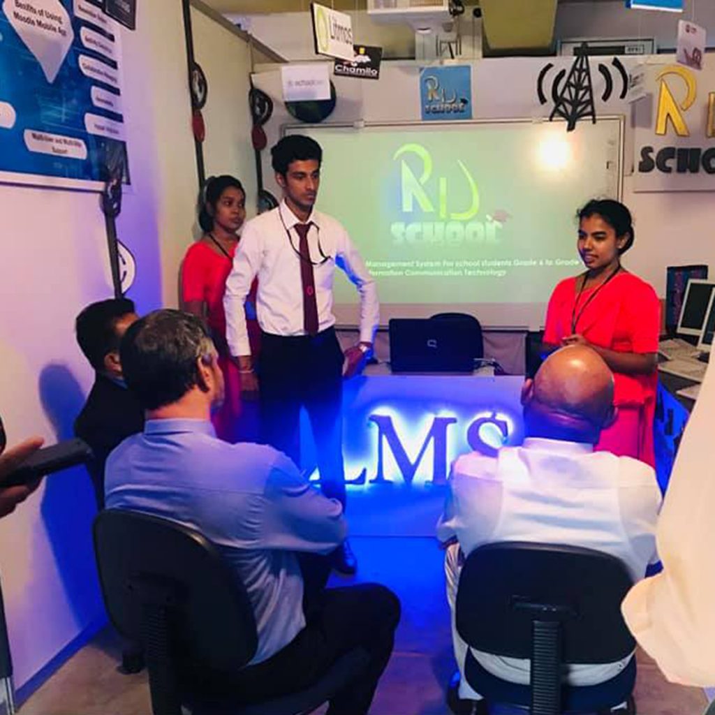 75233393_145427210152596_1444205022685429760_n