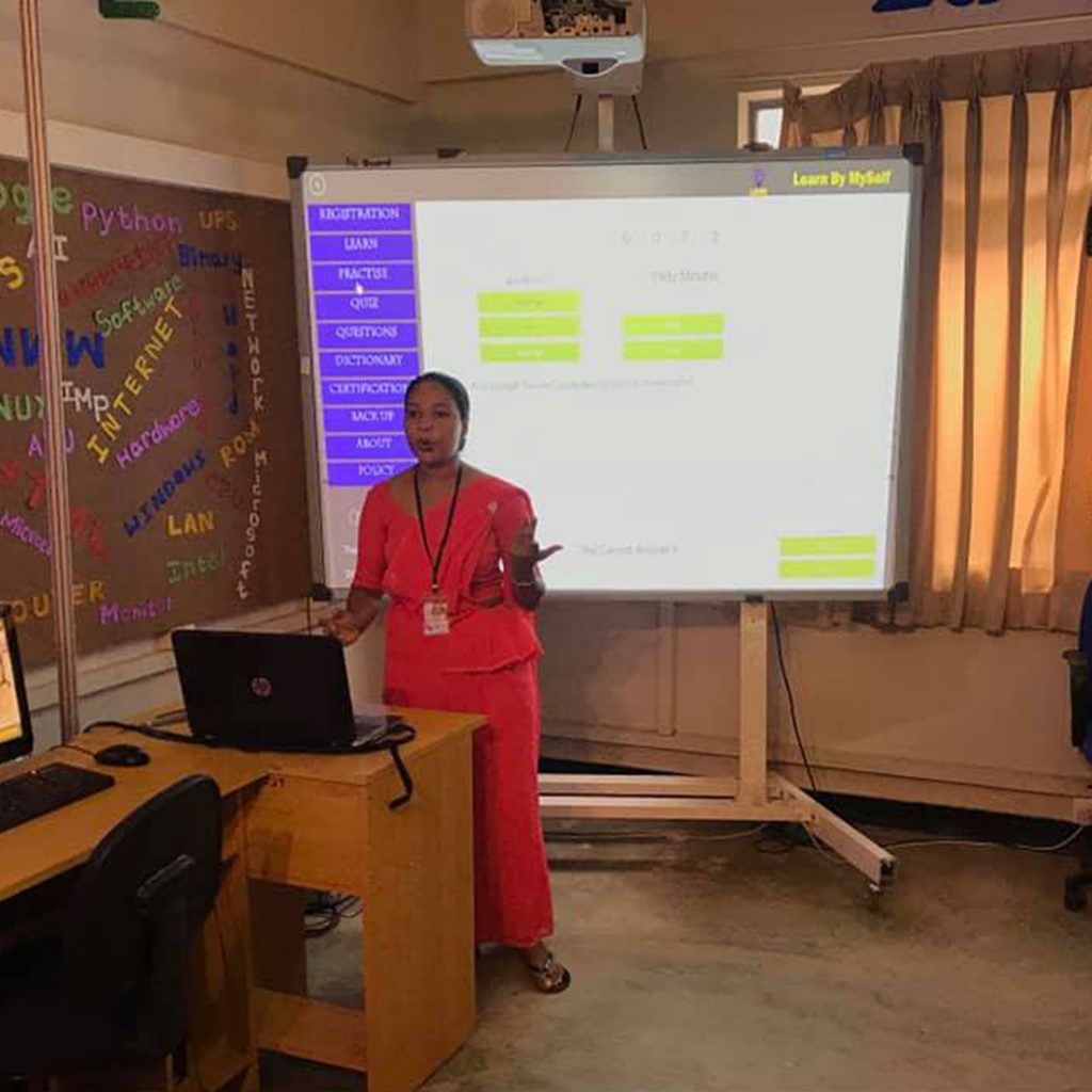 75456973_145428890152428_8929958403975938048_n